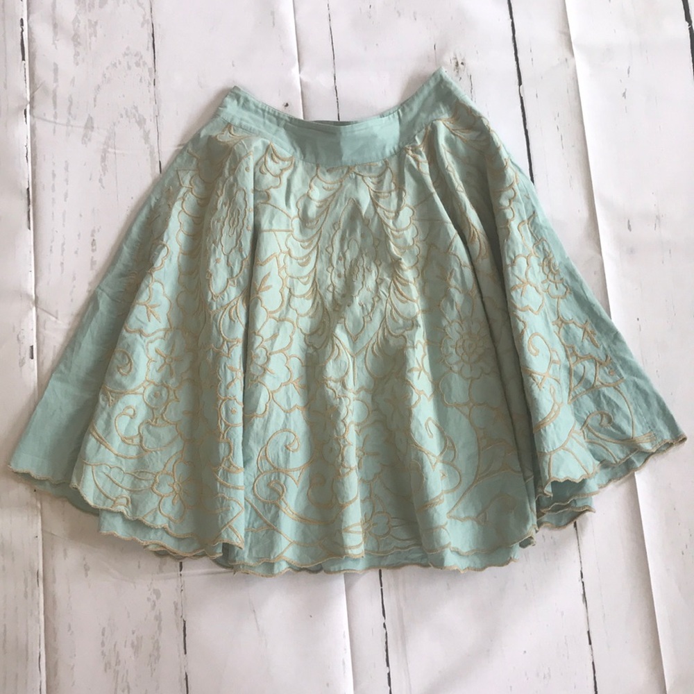 Gorgeous full skirt